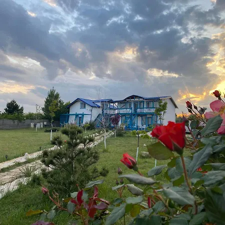 Bed and Breakfast Complex Turistic Rasarit
