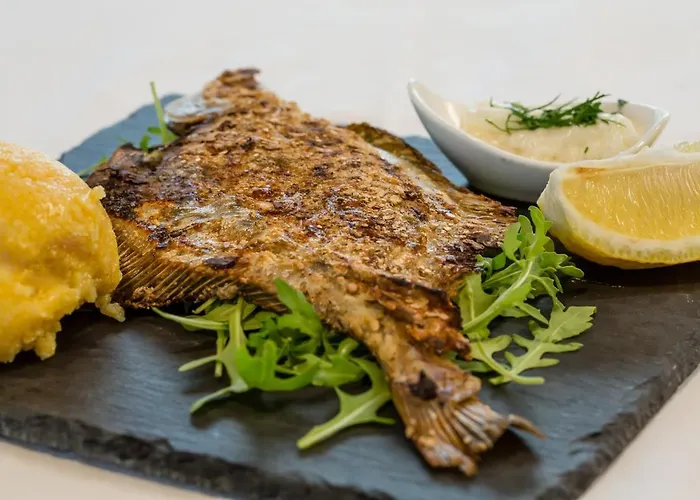 Complex Turistic Rasarit Corbu Panzió Corbu